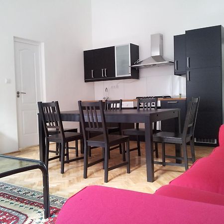 Anna 2 Bedrooms 2 Bathrooms 6 Bikes บูดาเปสต์ ห้อง รูปภาพ
